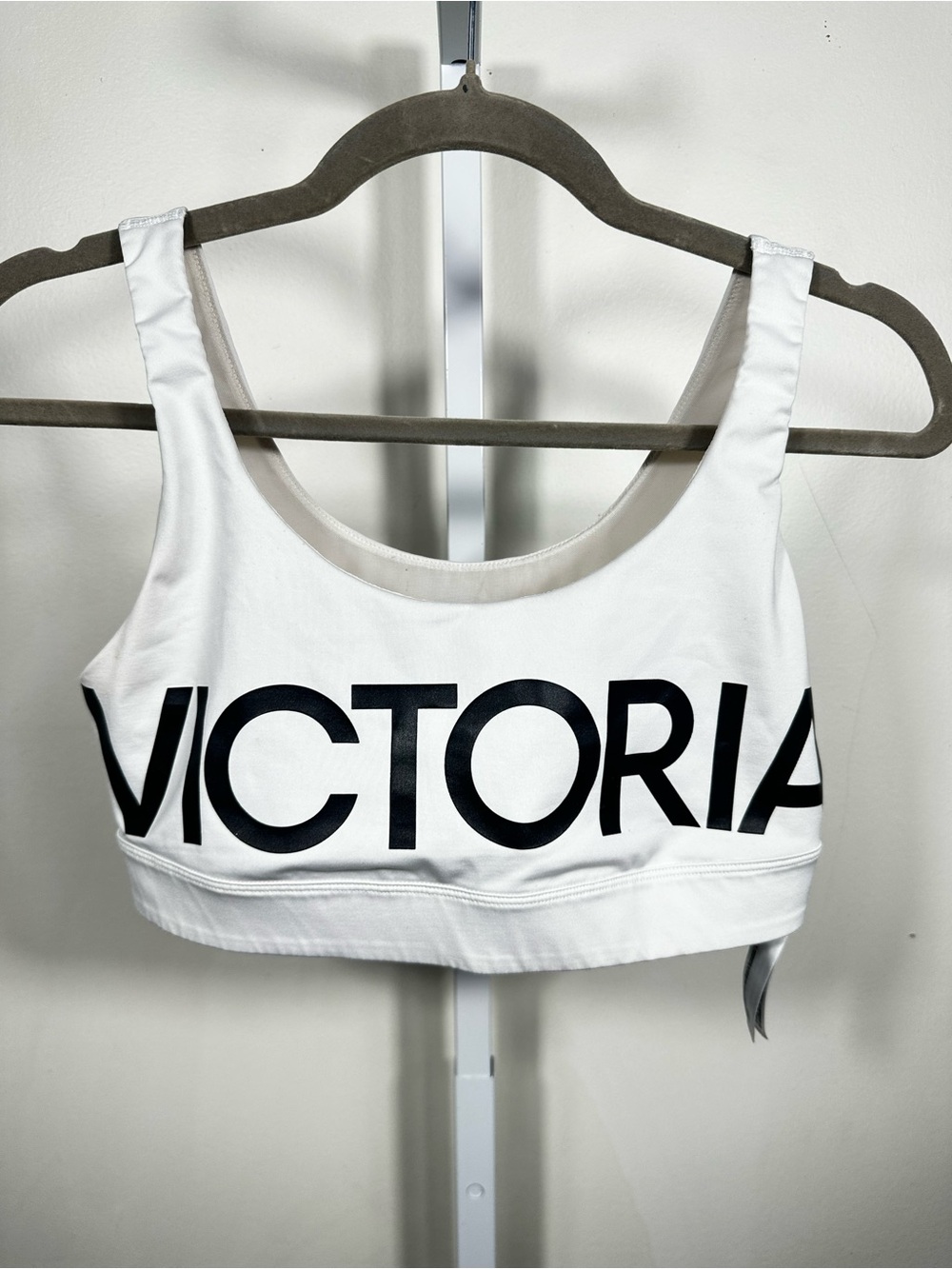 L56. Victoria Sport VS Sports Bra Medium White Black Big Logo Y2K Activewear